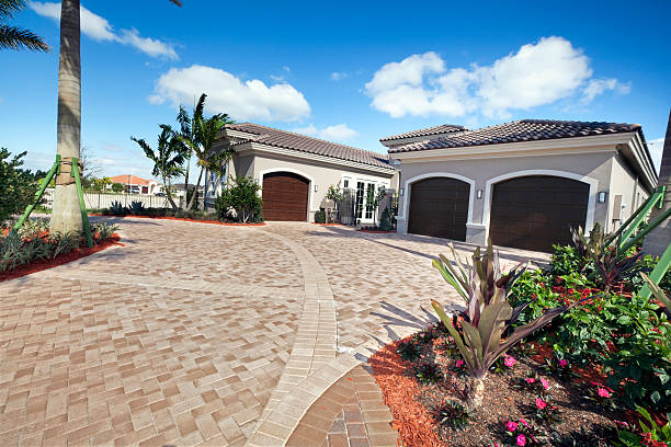Best Professional Driveway Pavers  in , MS